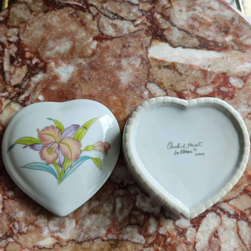 Vintage Otagiri Orchid Mist Porcelain Trinket Box